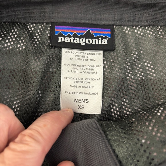 Patagonia Waterproof Insulated Snowpants Ski Snowboard Black Men’s - Picture 3 of 10